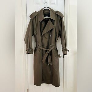 Towne by London Fog Size 40 Short Dark Olive Trenchcoat